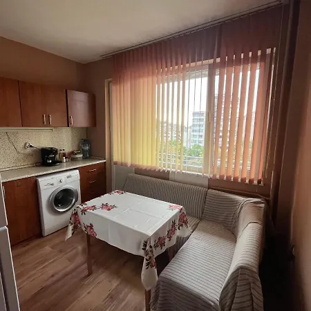 прекрасен в центъра *