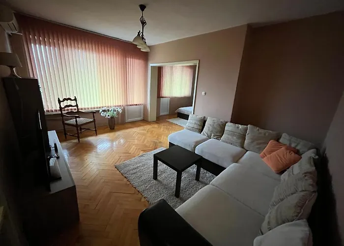 прекрасен в центъра 普罗夫迪夫